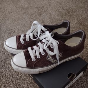 Converse Chuck Taylor's Woman's Size 8